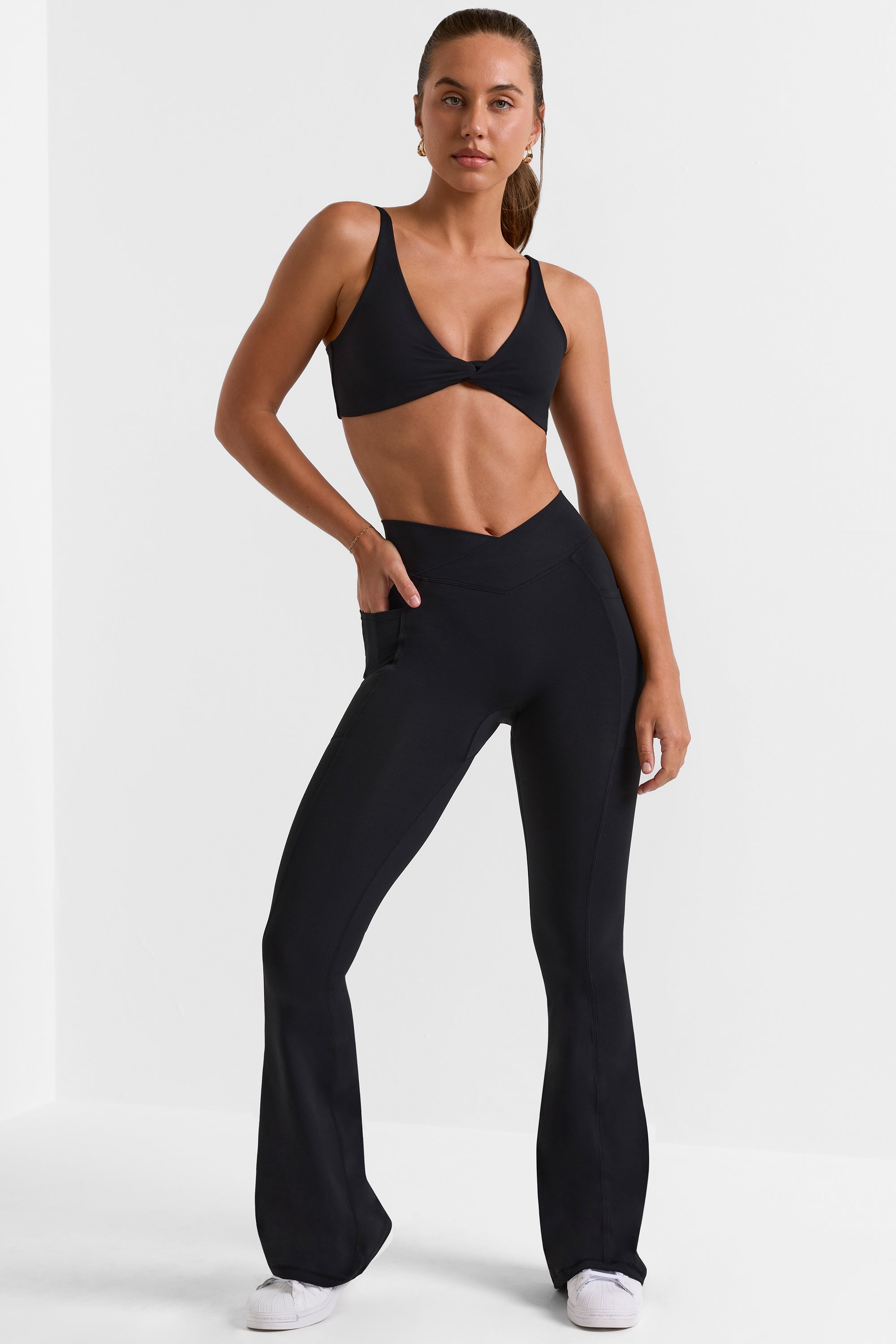 Soft Active V-Waist Flared Leggings in Black