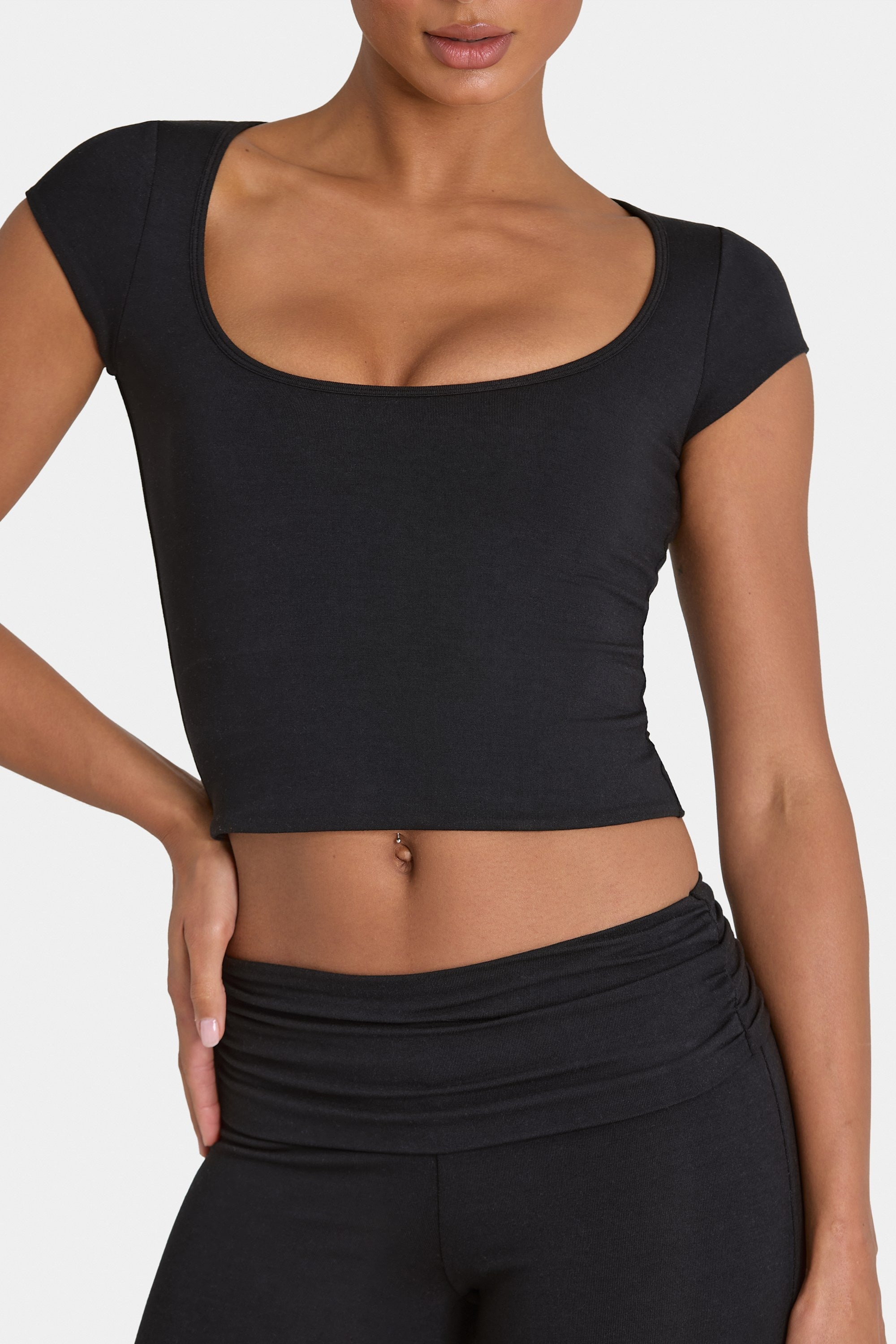 ButterCloud™ Crop Top in Black
