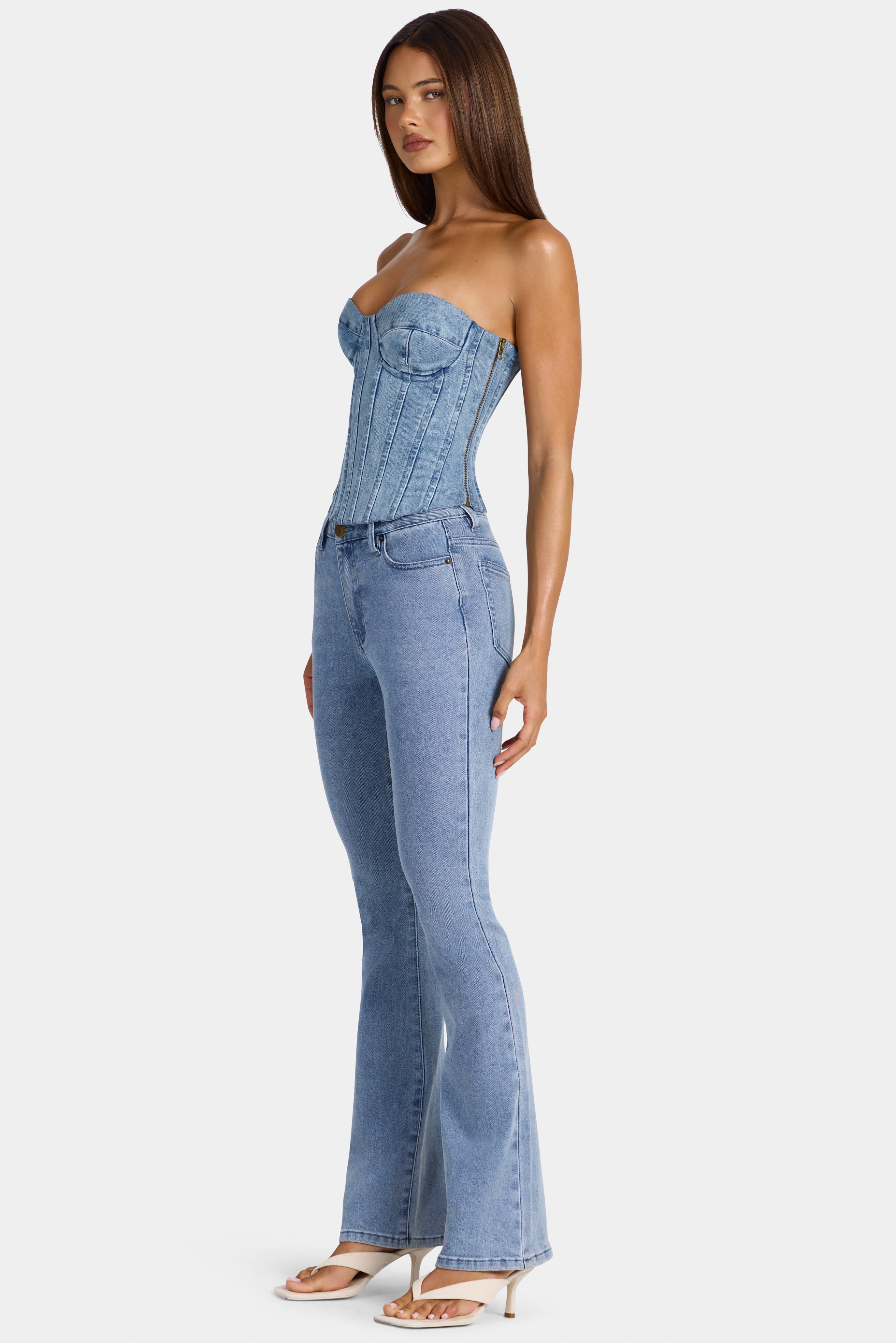 Low-Rise Flared Jeans  in Mid-Blue